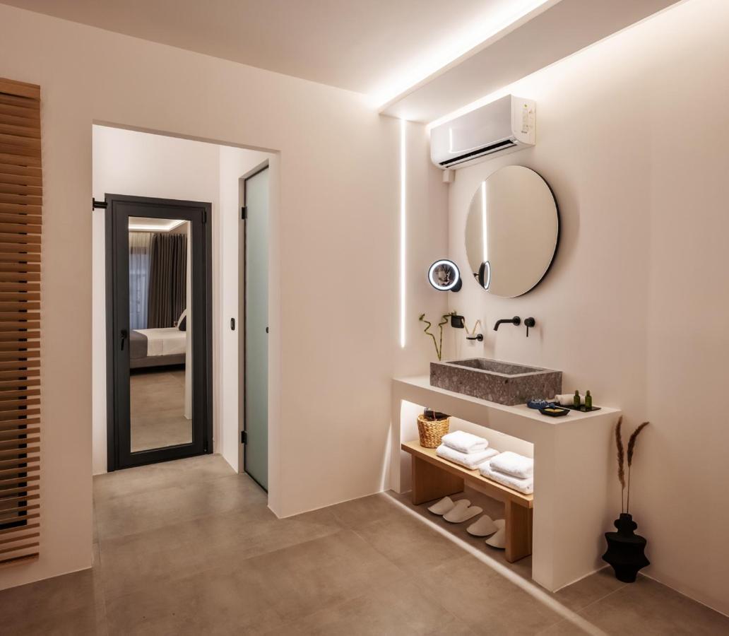 Neapolis 21 Suites, Premium Key Collection Skiathos Town Exterior photo