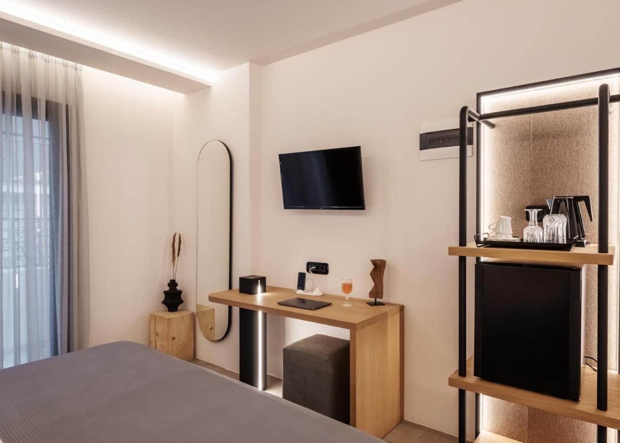Neapolis 21 Suites, Premium Key Collection Skiathos Town Exterior photo