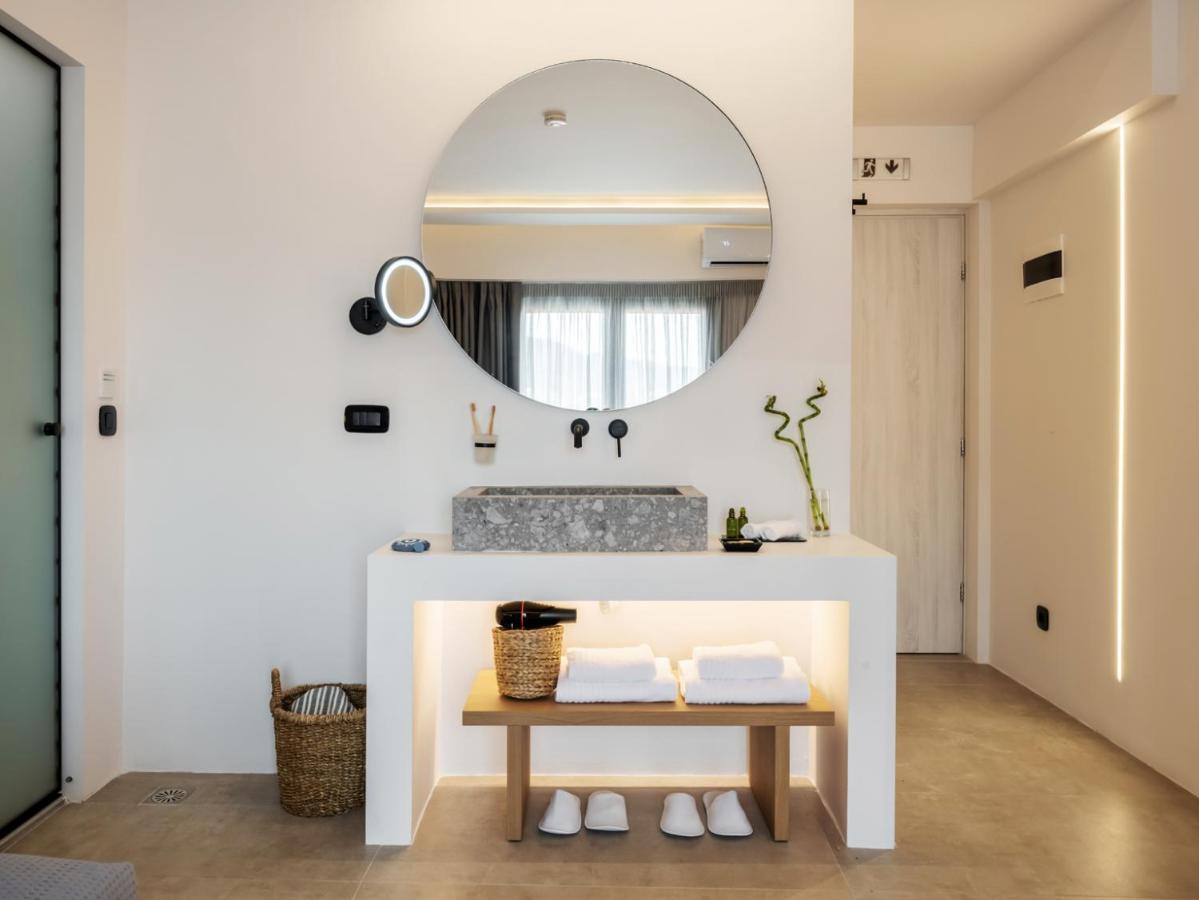 Neapolis 21 Suites, Premium Key Collection Skiathos Town Exterior photo