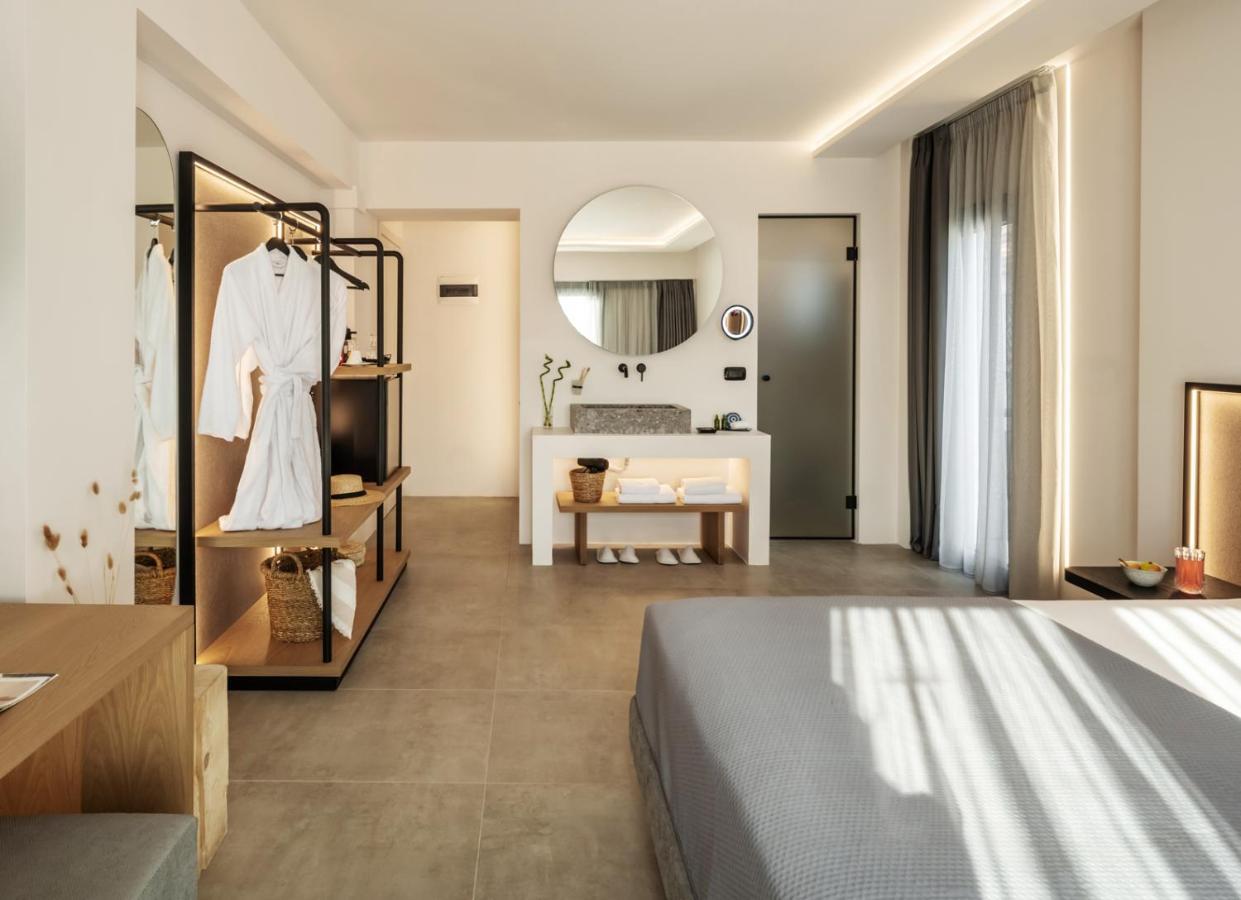 Neapolis 21 Suites, Premium Key Collection Skiathos Town Exterior photo